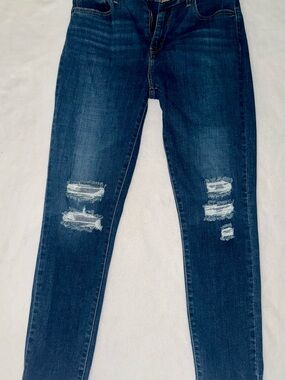 Levi 721 High Rise Skinny Dark Blue Distressed Women’s Jeans